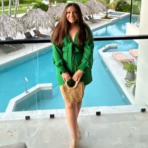 Meet your Posher, Samantha